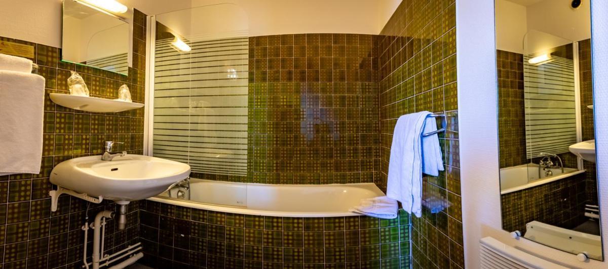 Hotel Le Boischaut - Citotel Шатору Экстерьер фото