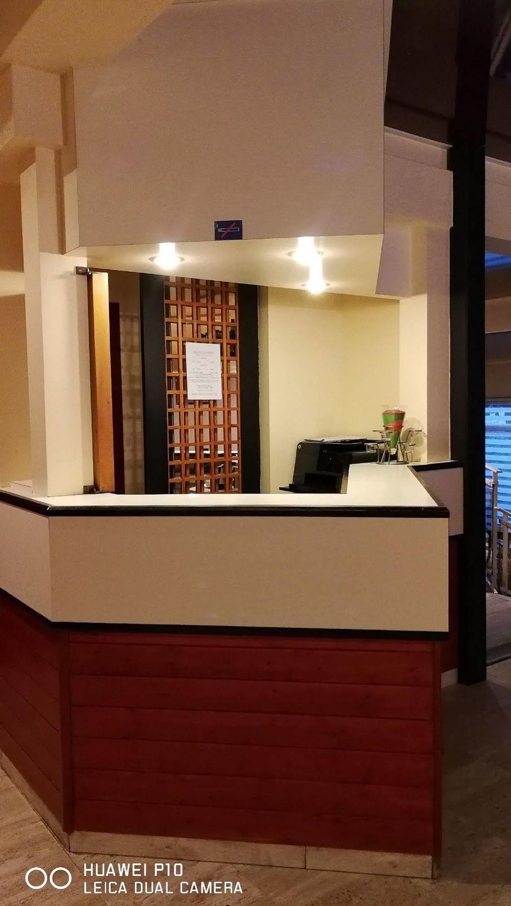 Hotel Le Boischaut - Citotel Шатору Экстерьер фото